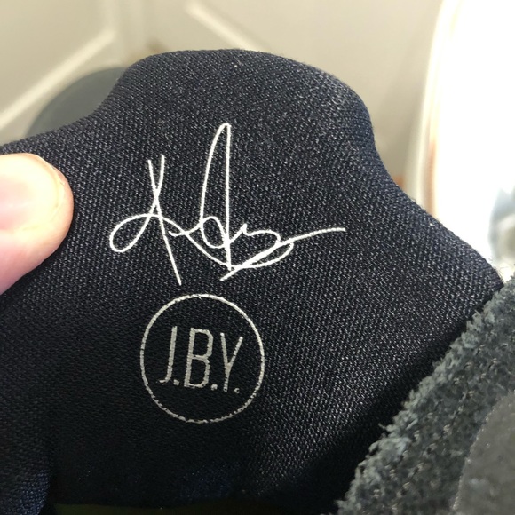 Nike JBY H&H sneakers basketball shoes size 5.5 youth - Picture 10 of 11